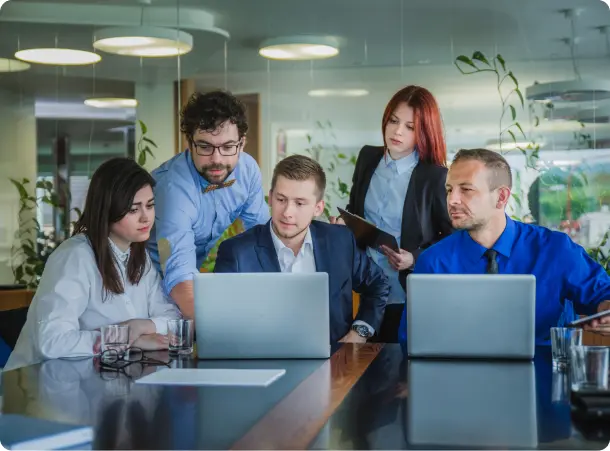 Document version control screen tracking edits and historical changes